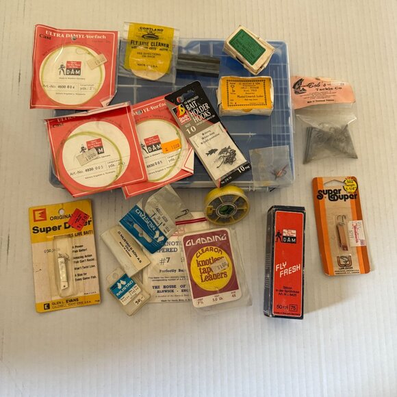 VintageFishing Tackle Lot With Accessories & Fly Line Lot 4 - Picture 1 of 1